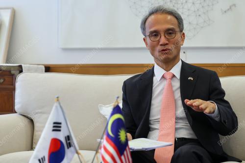 YEO SEUNG BAE