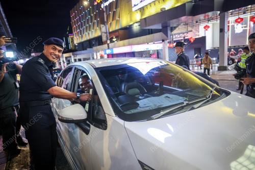 DATUK AZRY AKMAR AYOB