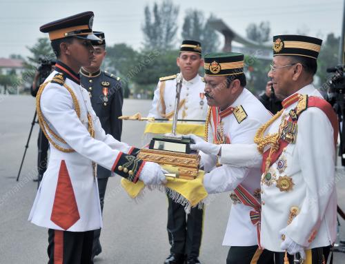 KL03_28012012_AGONG