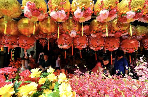 KL03_28012013_TINJAUAN_CNY