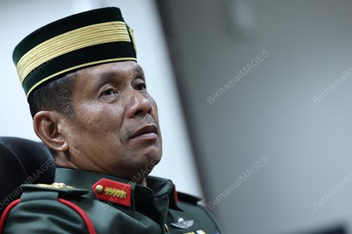 DATUK INDERA ZAHARI MOHD ARIFFIN