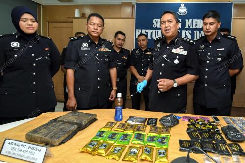 KL03_28062018_PC_BN201806271631