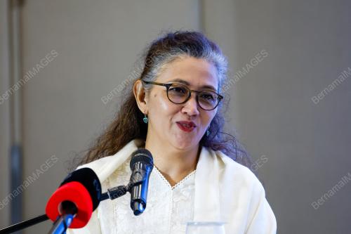 DATUK HANIFAH HAJAR TAIB