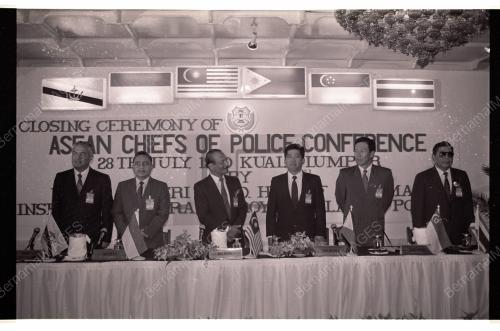 TAN SRI HANIFF OMAR