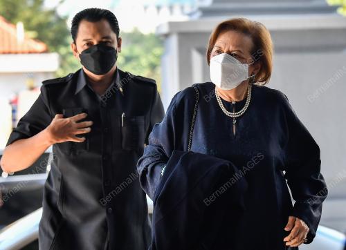 TAN SRI ZETI AKHTAR AZIZ