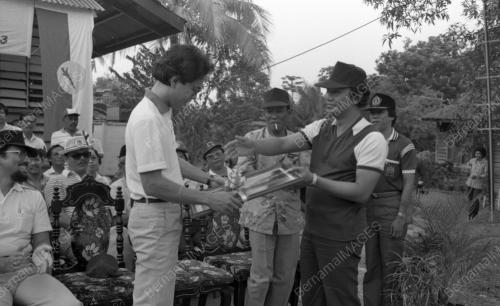 KL03_29012015_GOTONG_ROYONG