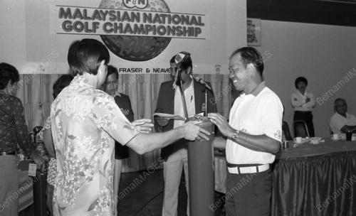 KL03_29012015_KEJOHANAN_GOLF