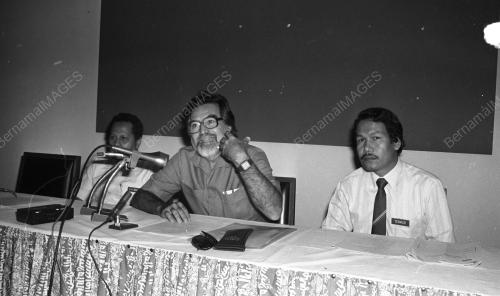 KL03_29012015_UNGKU_AZIZ