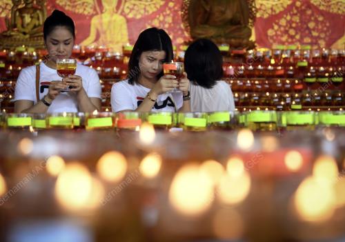 KL03_29052018_WESAK