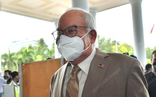 DATUK SERI NAJIB TUN RAZAK
