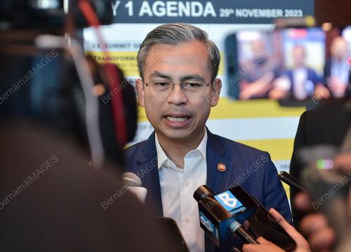 FAHMI FADZIL