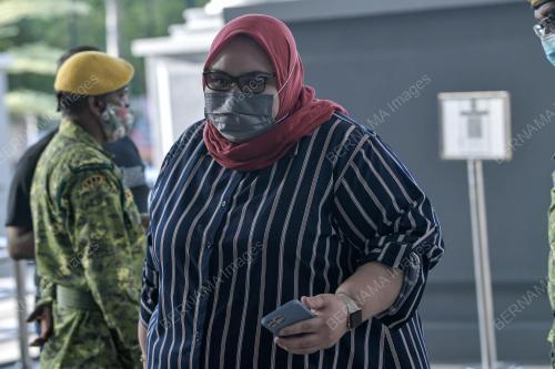 SITI BAINUN AHD RAZALI
