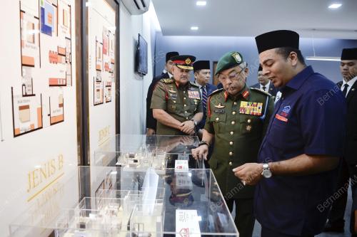 KL03_30042019_AGONG_BN201904288229