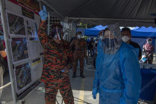 KERJA KERJA SANITASI PASAR BORONG SELANGOR
