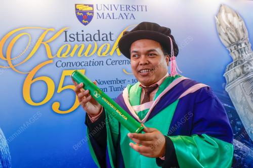 DR NOORILHAM ISMAIL