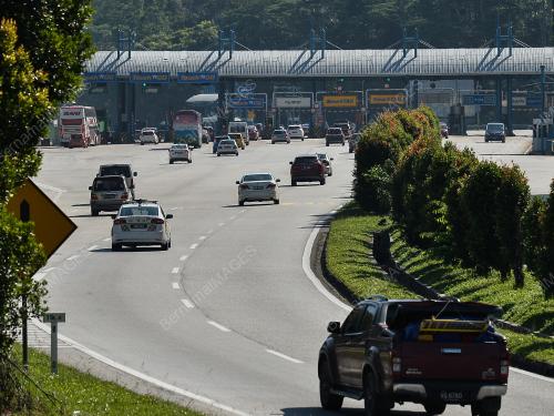 TINJAUAN ALIRAN TRAFIK SEMPENA CUTI HUJUNG TAHUN