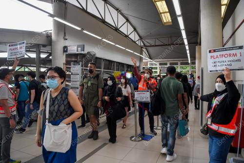 PERTUKARAN WAKTU PUNCAK LRT