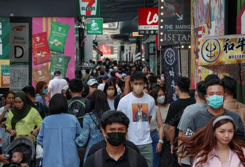 PEMAKAIAN PELITUP MUKA DI TEMPAT AWAM