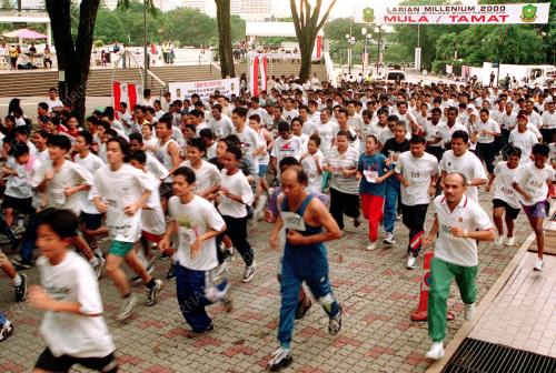 LARIAN MILLENIUM 2000 4B