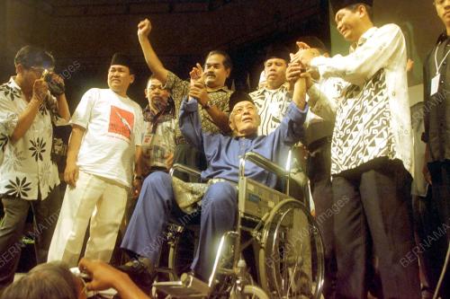 DATUK HARUN IDRIS