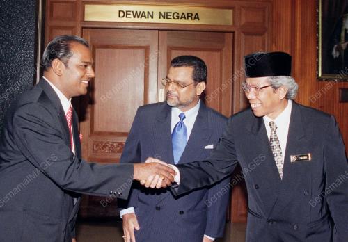 KL04-06_12_2000_SUMPAH_SENATOR_15012016