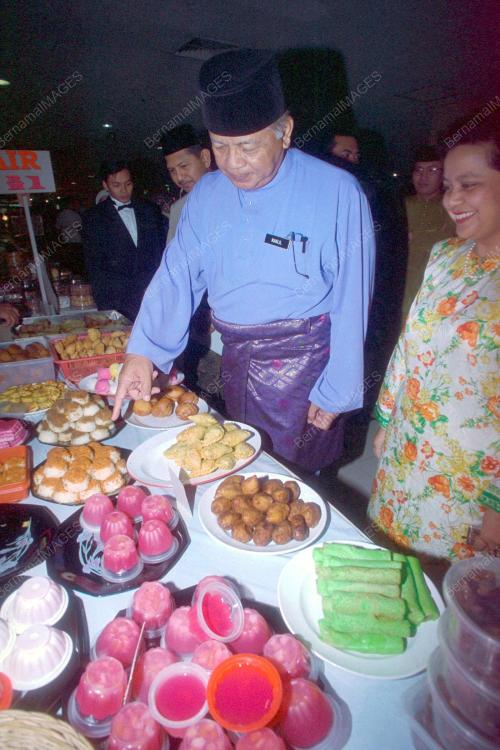 KL04-08_12_2000_KHALIL_BAZAR_PW_15012016