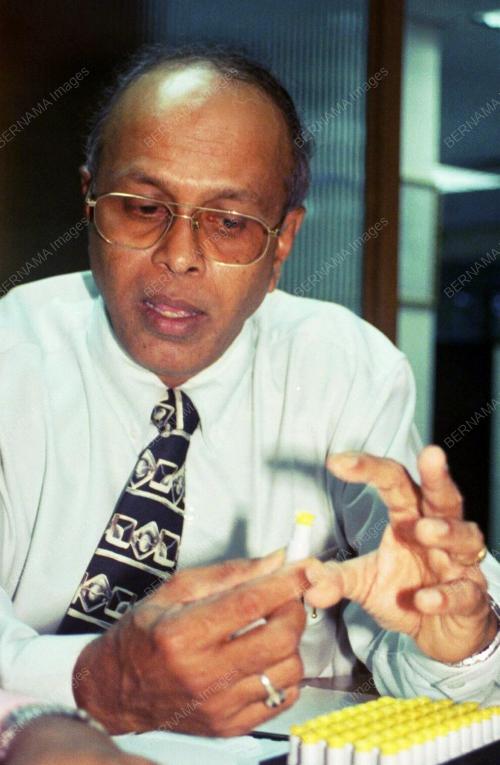 DR S.RADHAKRISHNAM