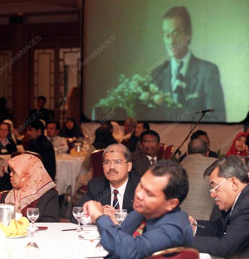 KL04-11_09_2000_PAK_LAH-UCAPAN_13012016
