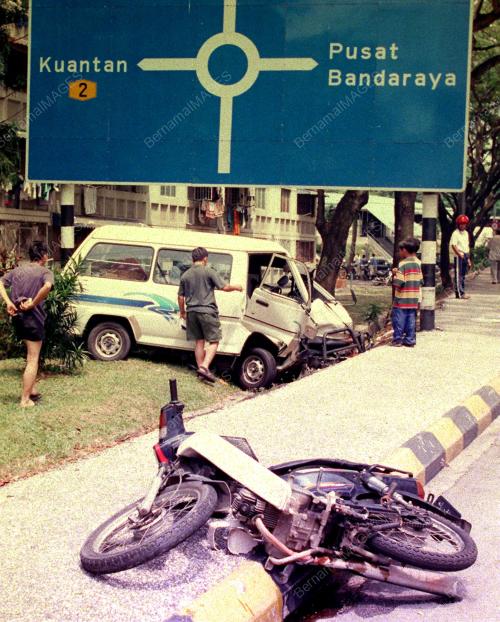 KL04-130200_PELANGGARAN_07012016