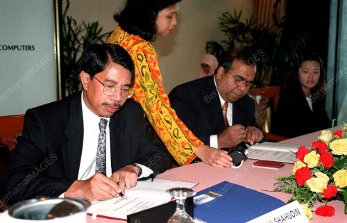 KL04-15_05_2000_MAYBANK_S_C_07012016