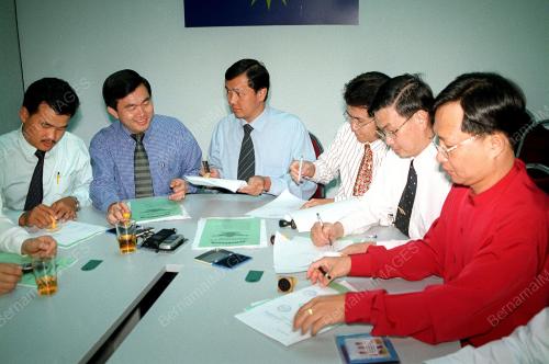 KL04-23_08_2000_MEMORANDUM_12012016