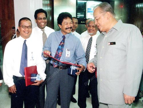 KL04-29_06_2000_KHIDMAT_CEMERLA_08012016