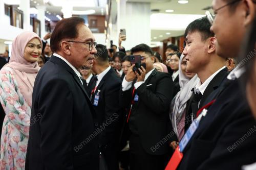 DATUK SERI ANWAR IBRAHIM