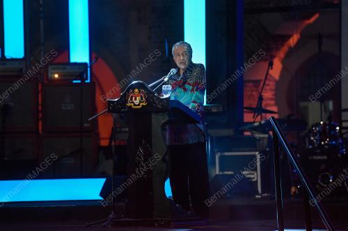 TUN DR MAHATHIR MOHAMAD