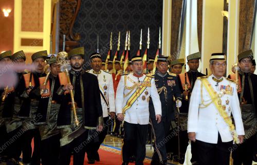 KL04_01022017_AGONG