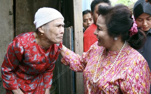 ROSMAH MANSOR