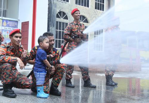 KL04_01072017_BOMBA_BN201707018141