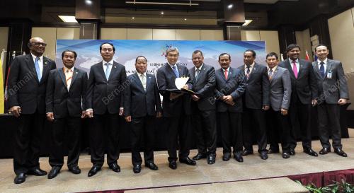 KL04_01102015_TPM