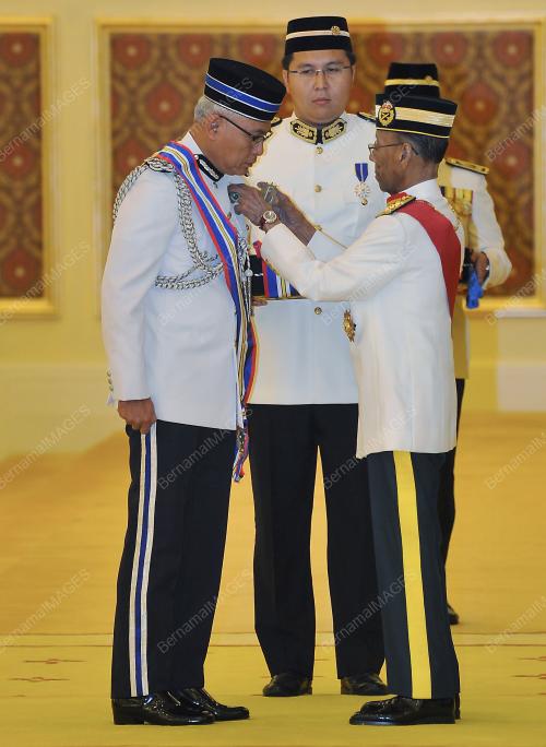 KL04_01112016_AGONG