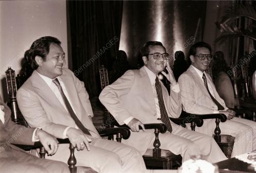 DATUK SERI DR. MAHATHIR BIN MOHAMAD