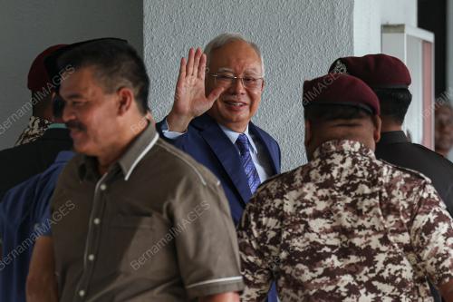 DATUK SERI NAJIB TUN RAZAK