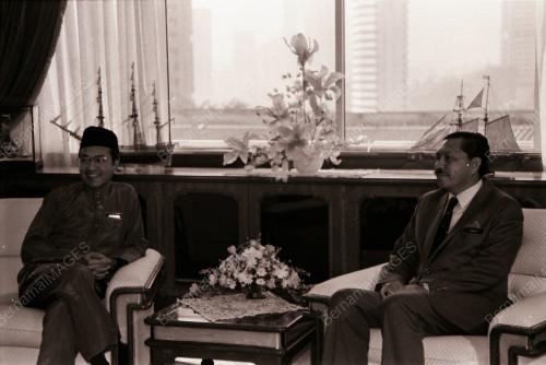 DATUK AHMAD SARJI ABDUL HAMID