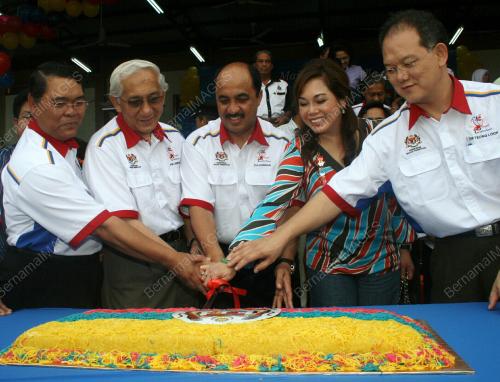ZULHASNAN RAFIQUE