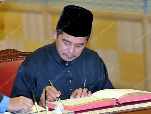KL04_02052012_SUMPAH