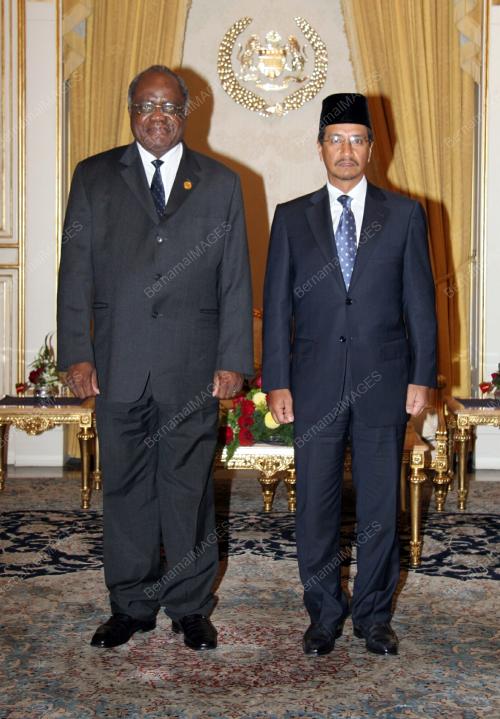 TUANKU MIZAN ZAINAL ABIDIN
