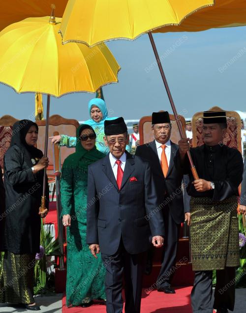 KL04_02092013_AGONG