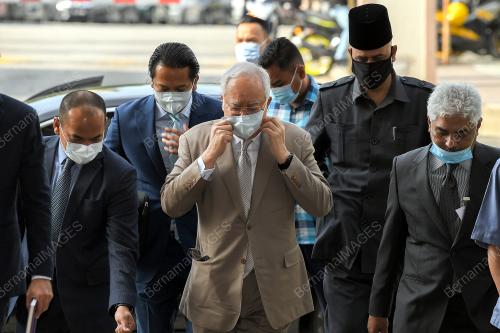 DATUK SERI NAJIB TUN RAZAK
