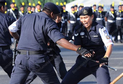 KL04_02112012_PULAPOL