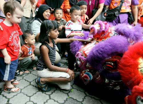 KL04_03022011_CNY