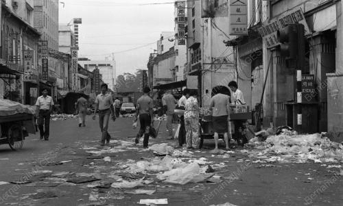 KL04_03032015_SAMPAH_SARAP